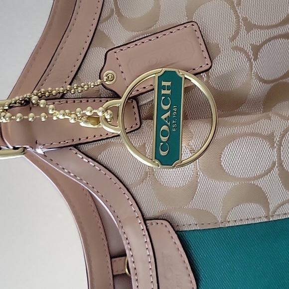 Coach purse - Picture 3 of 6